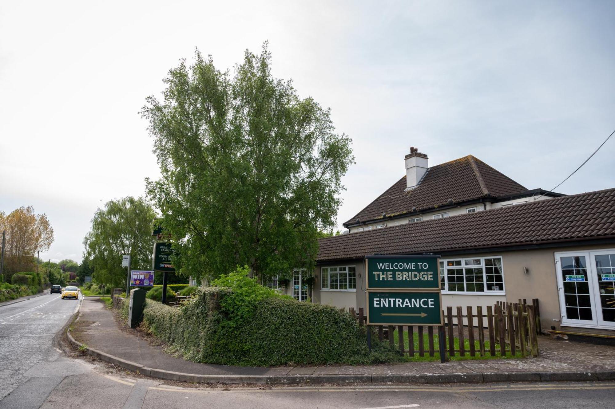 Bridge Inn Clevedon Buitenkant foto